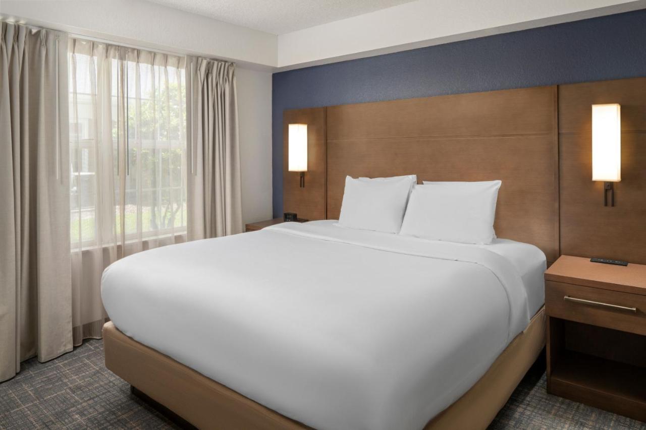 Residence Inn By Marriott Orlando East/Ucf Area Екстер'єр фото